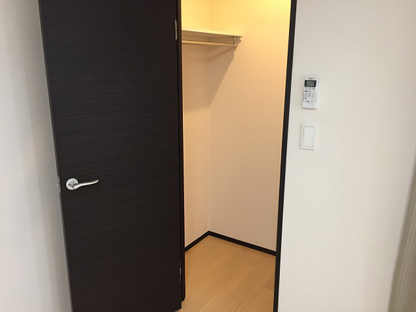 Sub Image 5