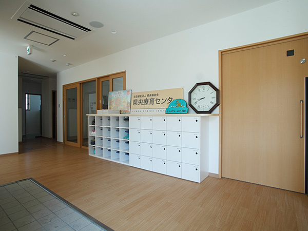 Sub Image 3